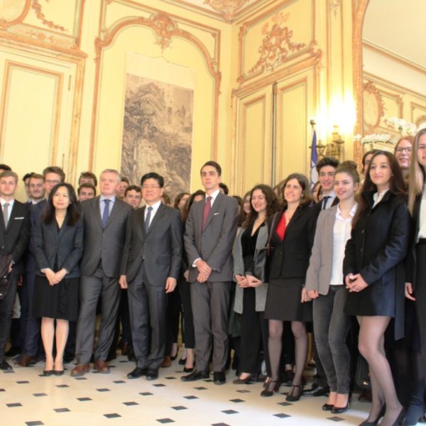 Visite des étudiants d’ECS 1 (CPGE) au Bureau de Représentation de Taipei (Taïwan) en France.