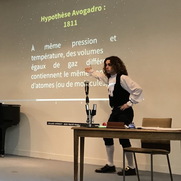 Présentation de la pièce « Le nombre d’Avogadro » par la classe se PCSI7