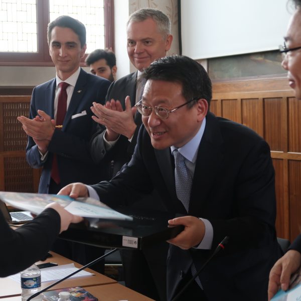 Visite de M. Park Soo-deok ministre conseiller de l’Ambassade de la République de Corée